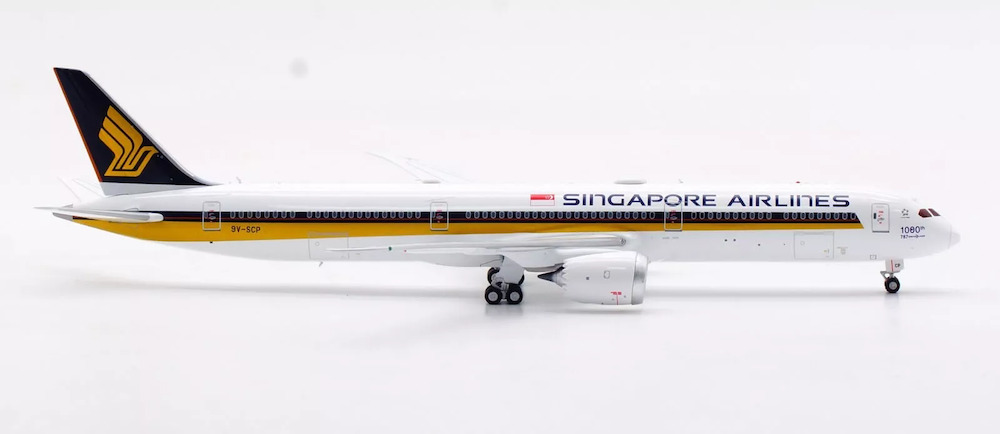 Aviation 400 AV4263 Boeing 787-10 Dreamliner Singapore