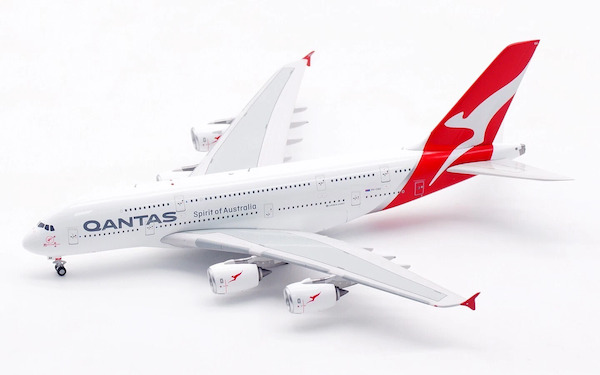 Airbus A380 Qantas VH-OQA detachable gear AV4286