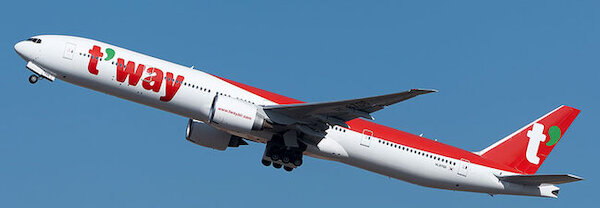Boeing 777-300ER T'Way Air HL8706 detachable gear AV4297