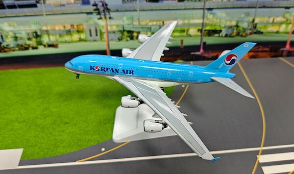 Airbus A380-861 Korean Air HL7621 AV4427
