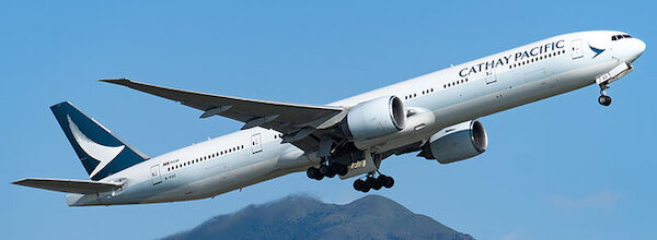 Boeing 777-300ER Cathay Pacific B-KQZ detachable gear WB4047