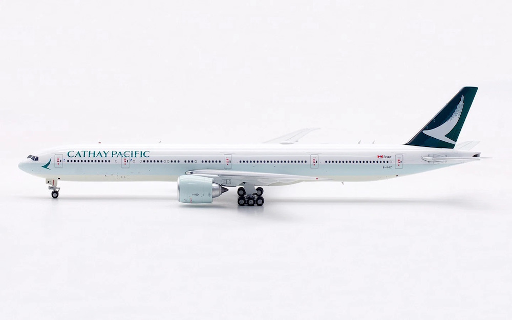 BOEING777-300ER 模型 China Eastern Boeing 777-300 B-2002 中国东方航空with stand