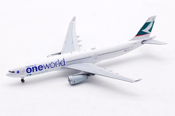 Aviation 400 WB4055 Airbus A330-323 Cathay Pacific Oneworld B-HLU