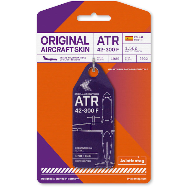 Keychain made of:  ATR42 Fedex EC-KAI  EC-KAI