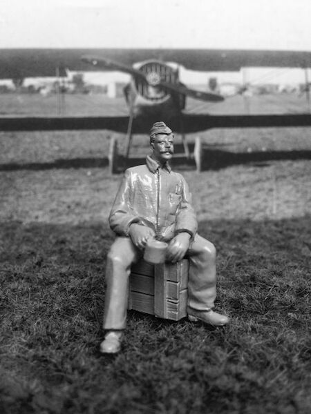 WW1 US Air Service/RFC Seated Mechanic  ATTRes13