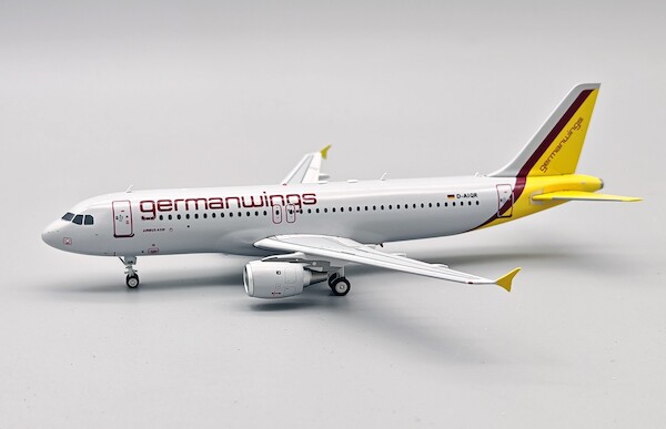 Airbus A320-211 Germanwings D-AIQR  B-320-4U-IQR