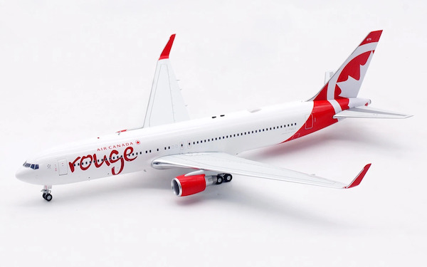 Boeing 767-316ER Air Canada Rouge C-FMLV  B-763-RV-MLV