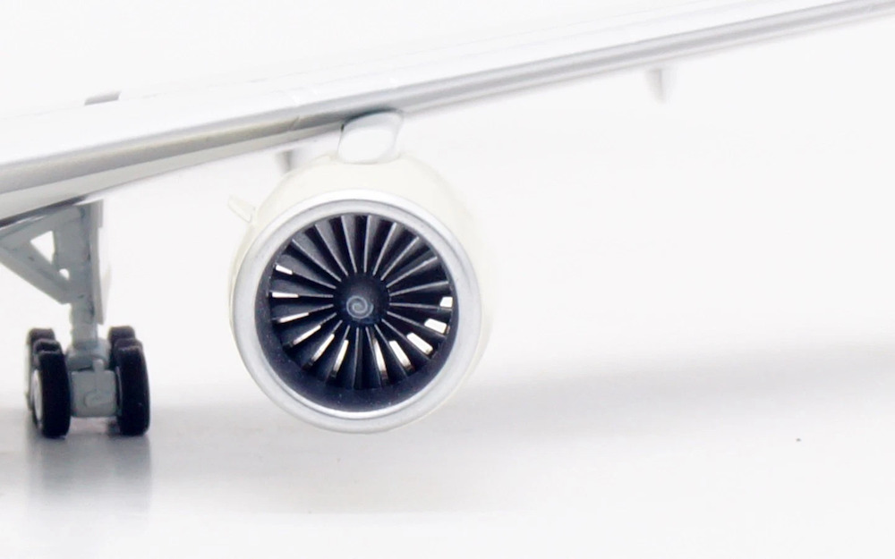 B Models B-773-JL-51J Boeing 777-346 JAL Japan Airlines JA751J