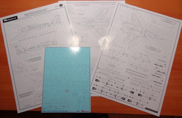 Mikoyan MiG-29 Fulcrum family full Stencil BM72-37