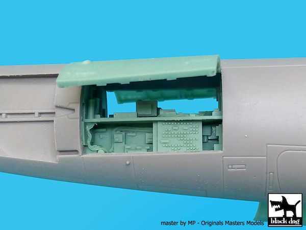 Grumman OV1D Mohawk rear electronics bay  (Roden)  A48026