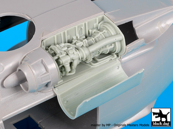 Sikorsky MH60K engine (Italeri) A48037