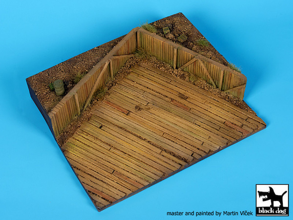 Airfield WW2 Base (165x140mm)  BDD72055