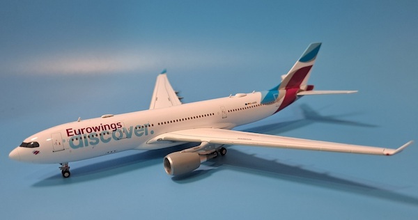 Airbus A330-200 Eurowings Discover D-AXGE BT400-A330-2-001