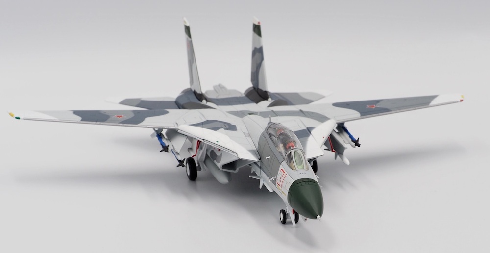 Calibre Wings CA72TP01 Grumman F14A Tomcat US Navy RED 31 TOMCAT