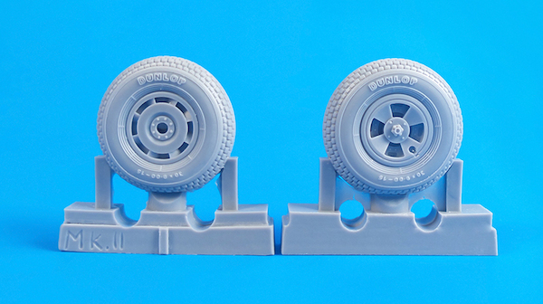 Tempest Mk. II/V/VI - square tread pattern main wheels (Special Hobby)  CMK-Q32275
