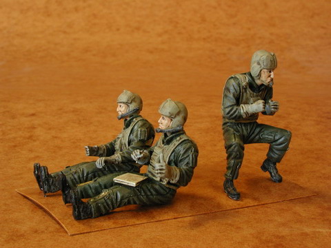 US Army UH60 Crew (2 pilots & 1 Doorgunner) F-35070