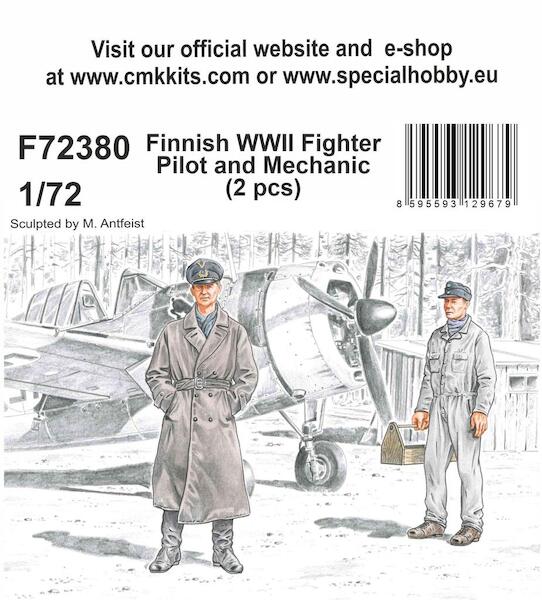 Finnish WWII Fighter Pilot and Mechanic F-72380
