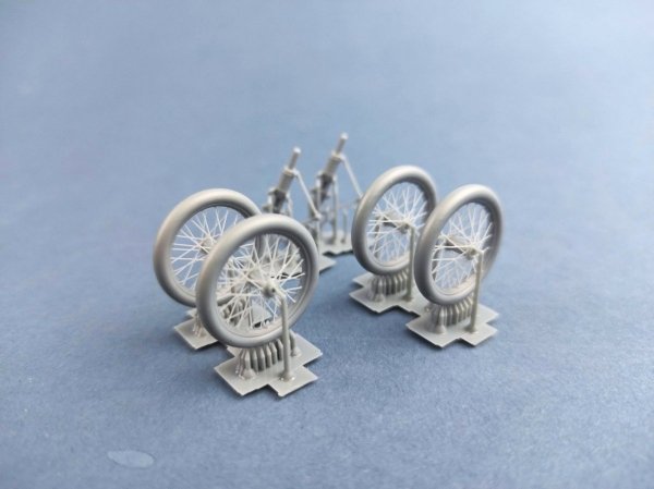 Caudron Spoked Wheels A32-004