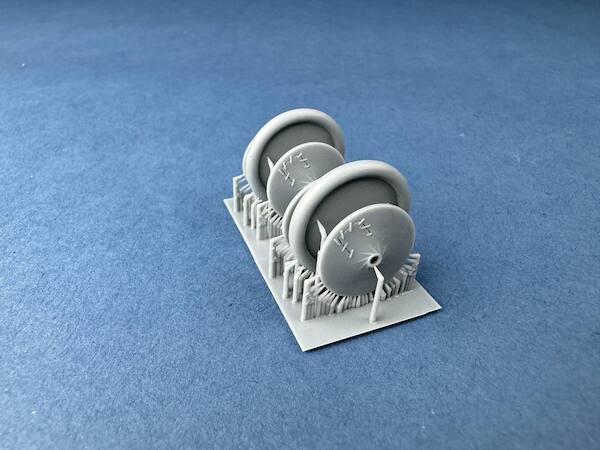 Nieuport 11/16 wheels with laced cutout rims (Copper State) A32-019