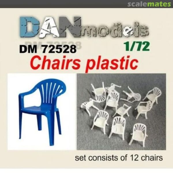 Plastic Chairs (12x) DM72528