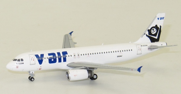 Airbus A320 V Air B-22316 DAVAX316