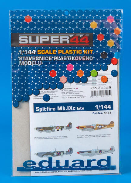 Supermarine Spitfire MKIXc (1 kit included)  4433