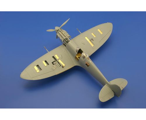 Spitfire MKVb exterior Detail set  E32-303