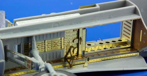 Detailset Northrop P61A/B Black Widow Undercarriage (Hobby Boss) E32-334