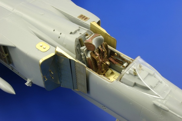 Detailset Mikoyan MiG23MF Flogger B Interior Self Adhesive (Trumpeter)  E32-678