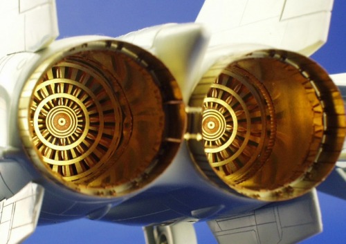 Detailset MiG25 Foxbat A Exhaust (Revell) E48-509