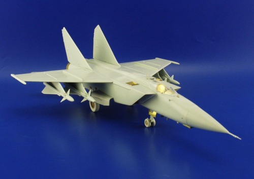 Detailset MiG25 Foxbat A Exterior (Revell)  E48-510