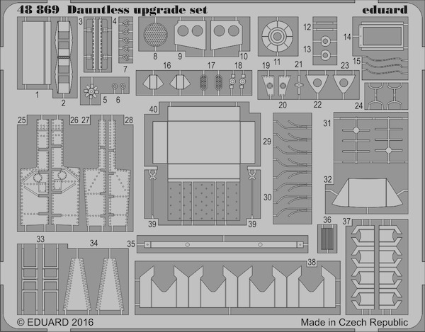 Detailset Douglas SBD Dauntless (Eduard / Accurate) E48-869