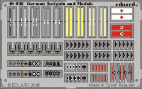 Detailset German Insignia and Medals WWII  E49-038