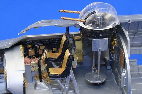 Detailset B17G Flying Fortress Cockpit Interior (Revell / Monogram)  E49-337