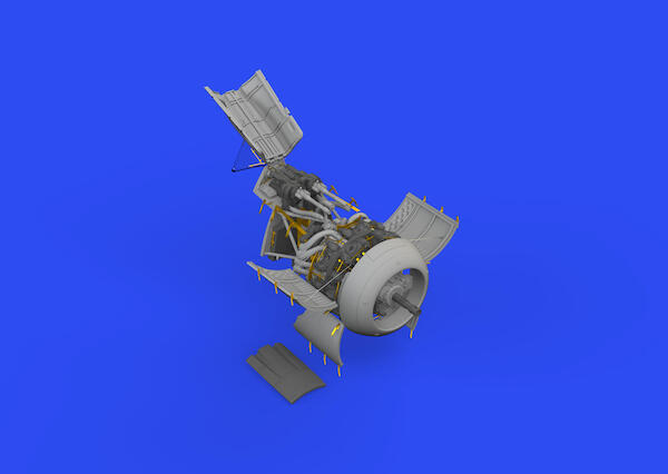 Focke Wulf Fw190F-8 Engine and Guns  (Eduard)  E648650