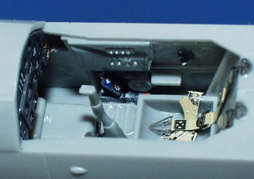 Detailset Messerschmitt BF109G-6 (Hasegawa)  FE211