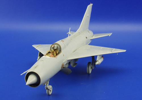 Detailset Mikoyan MiG21PF (Academy)  FE250