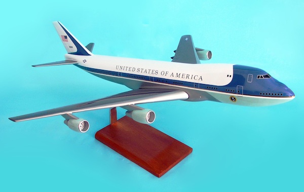 Boeing 747-200 Air Force One B11310