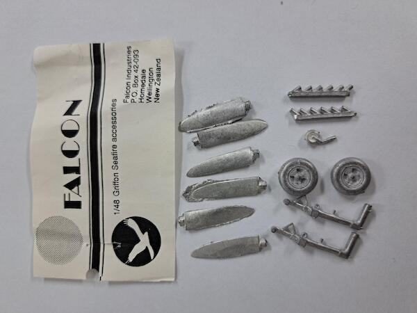Griffon Spitfire Accessories (Propblades,L/G,Exhaust,Legs) FALCON 98