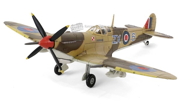Spitfire Mk.IX RCAF, EN315 ZX-6 CG of Flt. Lt. Eugeniusz Horbaczewski of No.145 Sqn, La Fouconnerie, Tunisia, April 1943  812005D