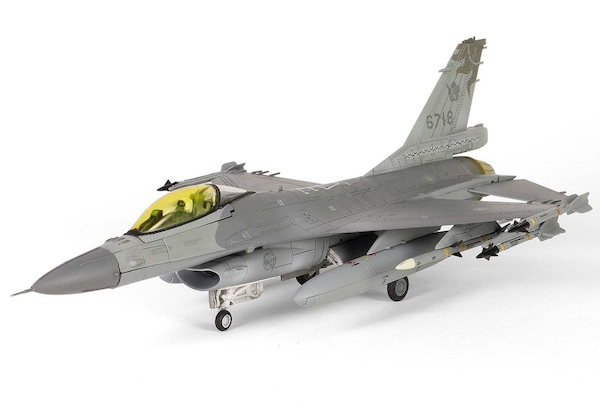 F16V Fighting Falcon 6718, Republic of China Air Force ROCAF 401st 12th TRG Hualian AB 813005B