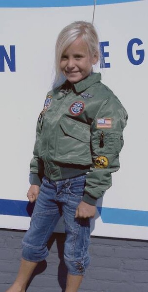 CWU Jack with 7 patches Child Size S (6 years) = oude code !!! CWUS
