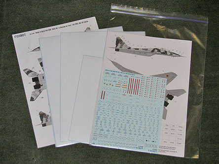 Ukrainian Falcons: MiG29UB White 90 Digital with mask FOX32-014A