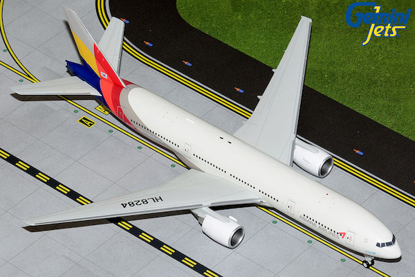 Boeing 777-200ER Asiana Airlines HL8284 G2AAR1018