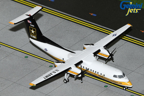 Bombardier Dash 8-300 / C-147A US Army "Golden Knights" Parachute Team 17 01610 G2ARM1271