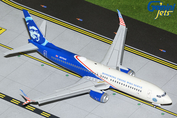 Boeing 737- 800 Alaska Airlines N570AS "Honoring Those Who Serve" flaps G2ASA1138F