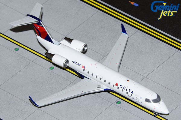 Canadair CRJ200LR Delta Connection / Endeavor Air N685BR G2DAL1074