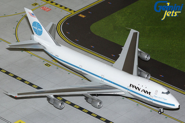 Boeing 747-100 Pan Am "Clipper Juan T. Trippe" N747PA Antenna on tarboard wing missing, stand small damage  G2PAA1248ANT