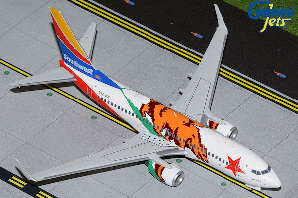 Boeing 737-700 Southwest Airlines "California One" N943WN G2SWA1010