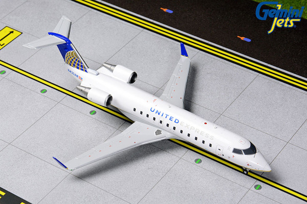 Canadair CRJ200 United Express N430AW G2UAL795